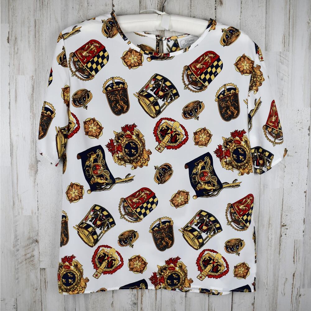 Vintage Royal Crest Lion White Blouse Top Short Sleeve Medium Academia Preppy